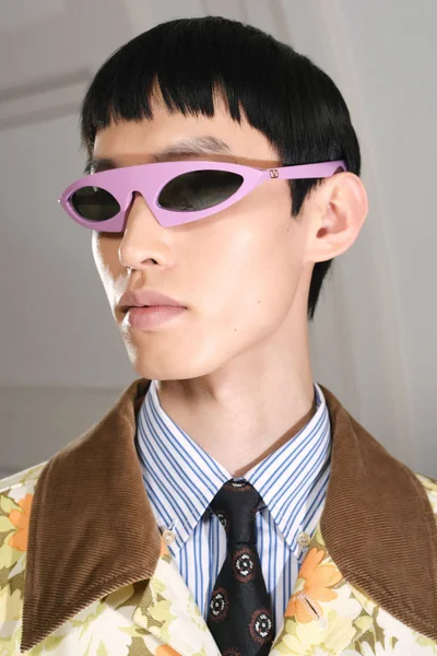 Look 42